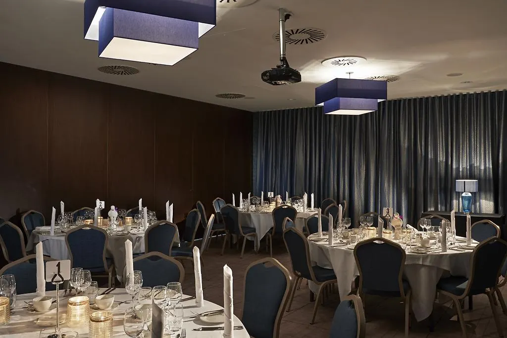 Village Hotel Aberdeen Reino Unido